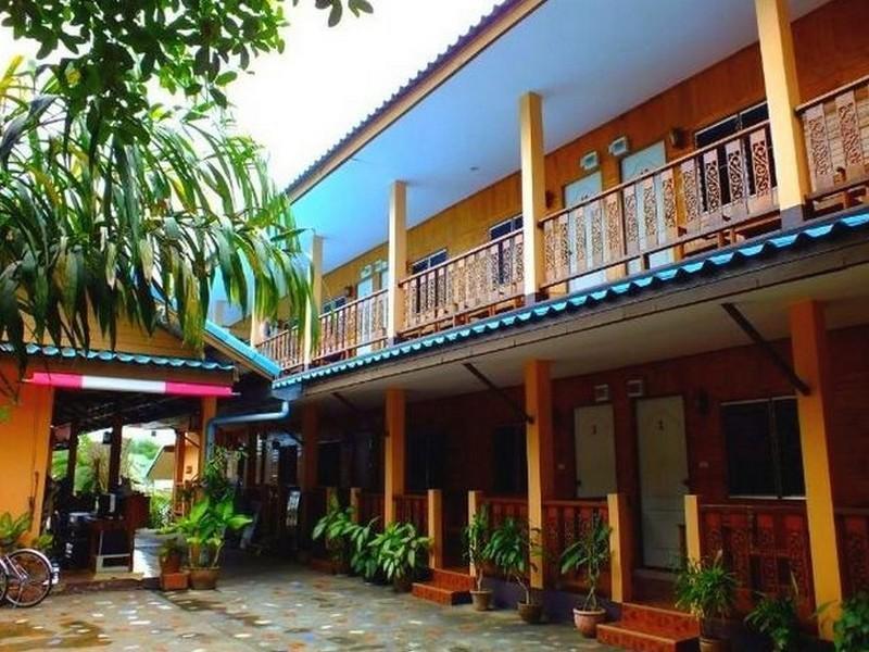 Tamarind Guesthouse Kanchanaburi Exteriér fotografie